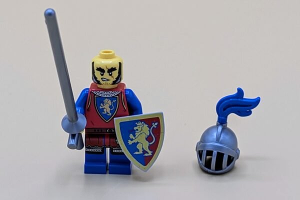 Lego figurine lion castle